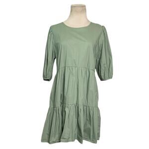 know.one.cares green short puff sleeves tiered mini dress size Medium